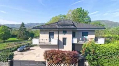 Milano 'daki bir trenden manzara