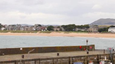 Elie ve Earlsferry sahil şeridinin manzarası