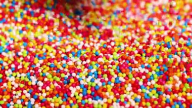 Parmakların canlı şeker parçacıklarıyla etkileşimi