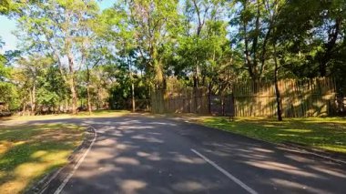 Bereketli yeşillikte huzurlu bir yolculuk