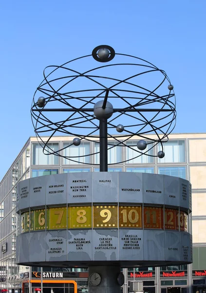Berlín Alemania Febrero Reloj Mundial También Conocido Como Reloj Mundial —  Fotos de Stock