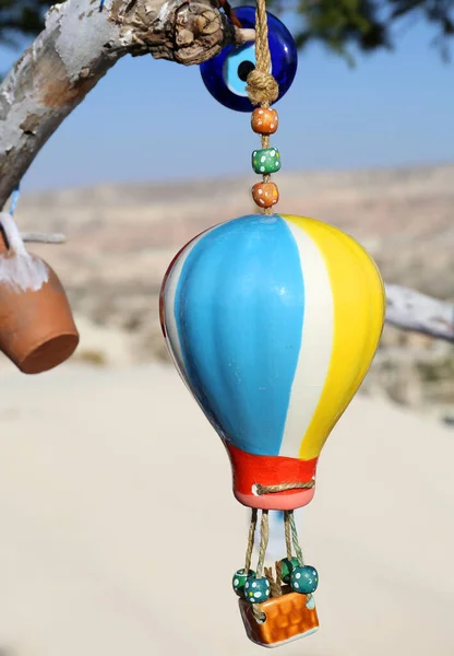 Souvenirs Cappadocia Hanging Tree Goreme Nevsehir Turkije — Stockfoto