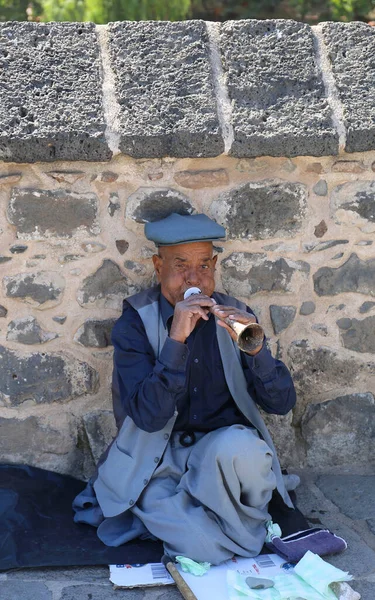 Diyarbakir Türkei Oktober Unbekannter Straßenmusiker Spielt Sein Zurna Instrument Auf — Stockfoto