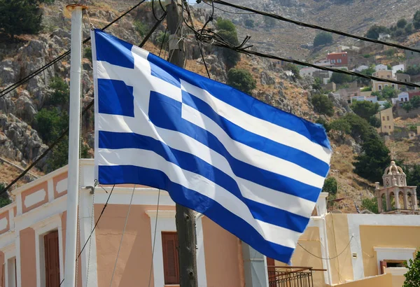 Bandera Griega Ondeando Aire Por Campanario Iglesia Symi Grecia —  Fotos de Stock