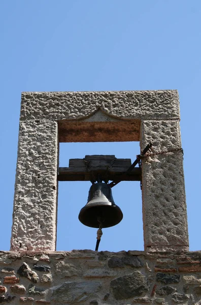 Glocke Der Georgskirche Der Knabenschule Mit Blauem Himmelshintergrund Kos Griechenland — Stockfoto