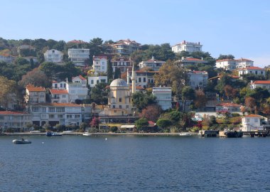 Burgazada, İstanbul, Türkiye-Kasım 05.2021: Burgazada veya Burgaz Adas, Marmara Denizi 'nin üçüncü büyük şehridir.