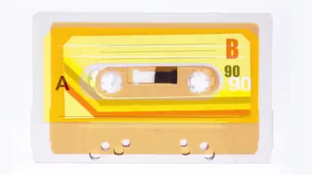 Una Sequenza Nastri Cassetta Con Diverse Etichette Semplici — Video Stock