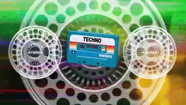 Een Reeks Cassettebandjes Met Vintage Labels Verschillende Soorten Muziekwoorden — Stockvideo