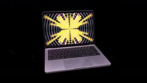 Spinning Modern Laptop Hypnotic Visuals Screen — Video Stock