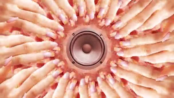 Ausgeschnittene Frauenhände Ein Hypnotisches Kreisförmiges Muster Mit Einem Lautsprecher Der — Stockvideo