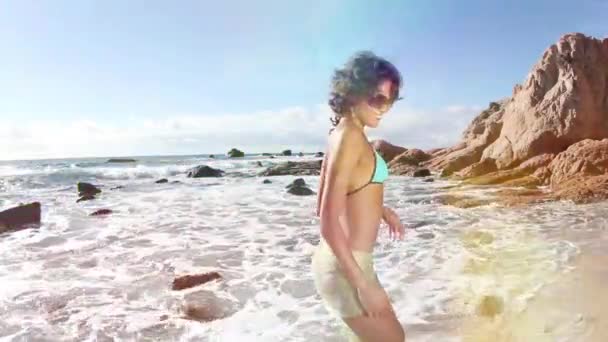 Beautiful Woman Bikini Dancing Posing Beach — ストック動画