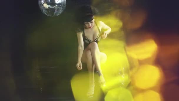 Beautiful Burlesque Woman Dancing Covered Disco Lights — Stok video