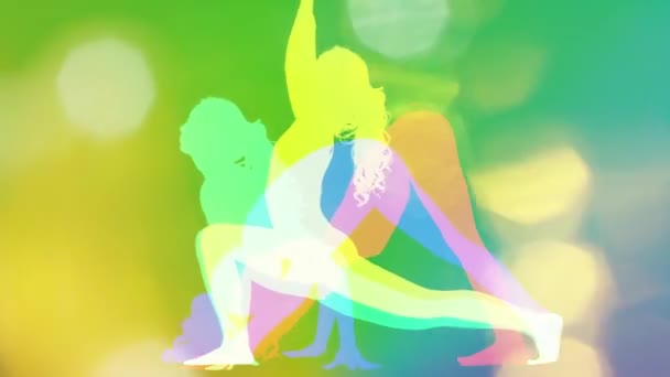 Nanılmaz Kadın Yoga Eğitmeni Renkli Pozlar Arasında Hareket Ediyor — Stok video