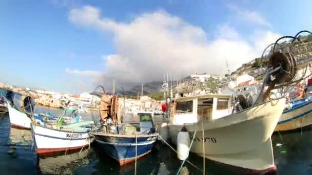 Timelapse Yachts Boats Small Pretty Harbour Marseille France Clouds Hills — Vídeos de Stock