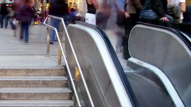 Crowds People Going Las Ramblas Subway Entrance Barcelona Spain — Vídeo de Stock
