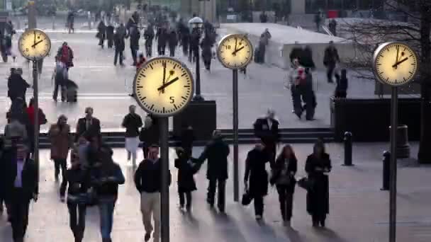 Timelapse Ділових Людей Збирається Працювати London Dockland Фінансовий Район — стокове відео