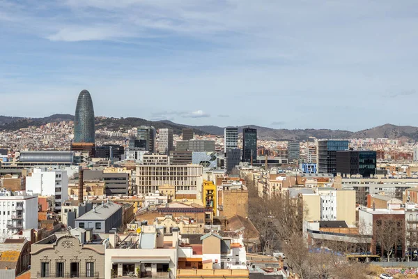 バルセロナのスカイラインはユニークな視点から撮影 — ストック写真