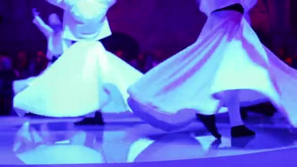 Eine Sema Zeremonie Von Sufi Derwischen Tänzern — Stockvideo
