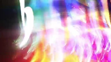 Müzik festivalinde bulanık ışıklardan yapılmış desen 