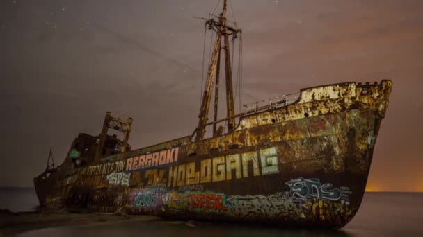 迪米特里俄斯号船在希腊的沉船之夜的一个时间 — 图库视频影像