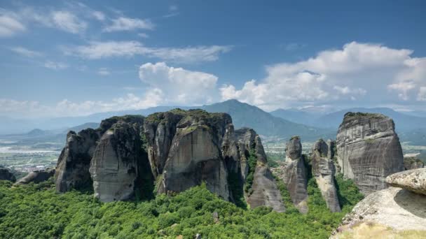 Yunanistan Daki Inanılmaz Meteora Kaya Oluşumlarının Manastırların Zamanaşımı — Stok video