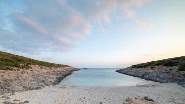 Impresionante Playa Faneromeni Antiparos Griego Atardecer — Vídeo de stock