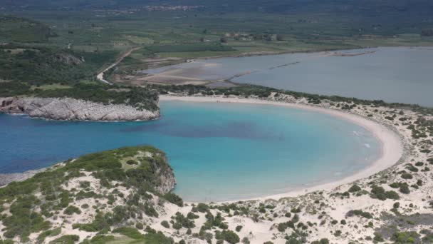 Yunan Navarino Kalesi Nin Peloponez Bölgesindeki Göz Kamaştırıcı Voidokilia Plajı — Stok video