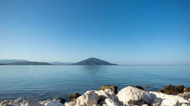 美しいビーチや海岸のギリシャのショットは — ストック動画