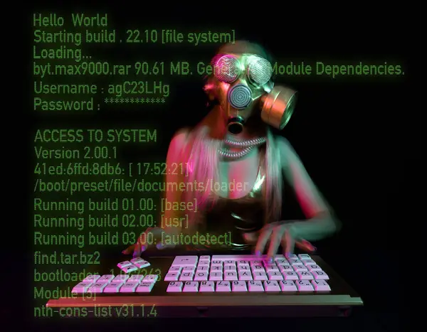 コンピュータにタイピングする金のガスマスクを持つ女性 ロイヤリティフリーのストック写真