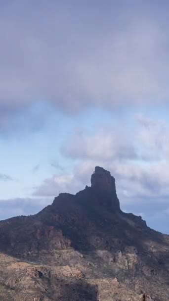 Een Tijdspanne Van Roque Nublo Gran Canaria Kanarie Eilanden Verticale — Stockvideo