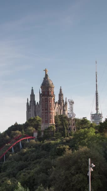 バルセロナのチビダボ山頂にあるテンプル エクスピラト サグラット コル教会 — ストック動画