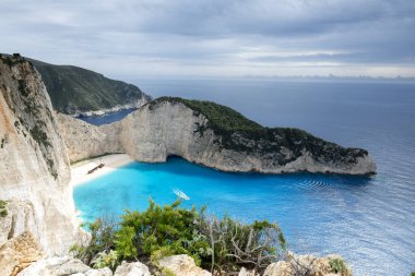 Zakynthos, Yunanistan 'daki Navagio gemi enkazı.