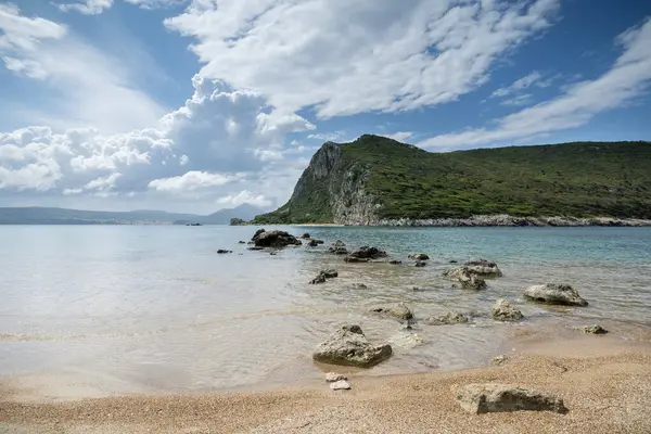 Impresionante Playa Voidokilia Peloponeso Fotos de stock