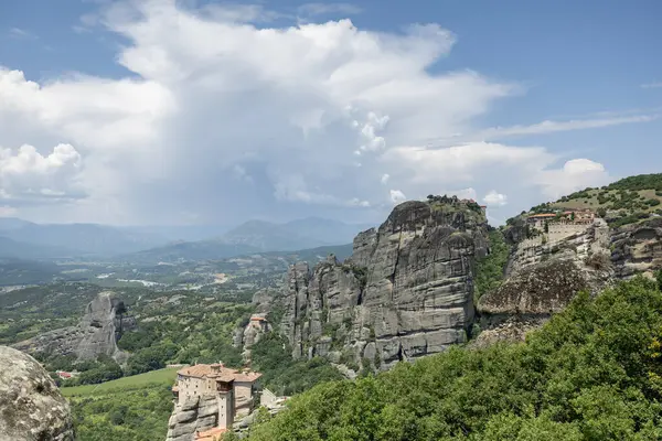 Incríveis Formações Rochosas Meteoros Mosteiros Grécia Imagens Royalty-Free