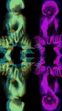 Ultraviyole floresan giysili, dikey giyinmiş havalı bir kadın.