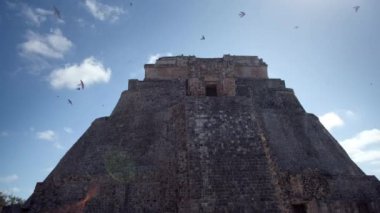 Mayaların Meksika, Uxmal 'deki kalıntılarının zamanı.
