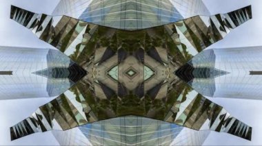 Barselona aynalı cam gökdelen soyut ayna desenli