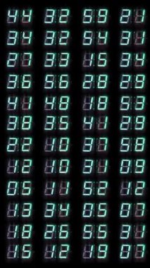 Retro LED saat dikey olarak durma hareketinde