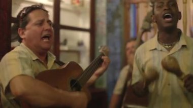 Havana 'da harika bir Küba grubu sahne aldı.