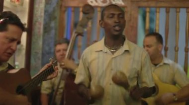 Havana 'da harika bir Küba grubu sahne aldı.