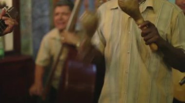 Havana 'da harika bir Küba grubu sahne aldı.