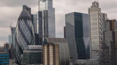 2024 'te Londra' nın gökdelen gökdeleninin eşsiz yüksek görüş açısıyla inanılmaz bir zaman çizelgesi.