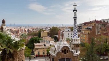 Parc guell 'den Barselona siluetinin zaman çizelgesi