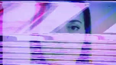 Güvenlik için kadın yüzü ya da ağır arızalı tarama