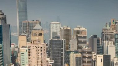 HONG KONG - 19 Mart 2025: Hong Kong şehrinin yükseliş zamanı 