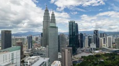 KUALA LUMPUR - 29 Mart 2025: Kuala Lumpur siluetinin yüksek görüş açısına göre zamanlaması 