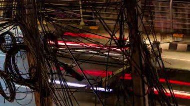 BANGKOK, THAILAND - 13 Mart 2025: Bangkok 'ta trafik yoğunluğu zamanlaması