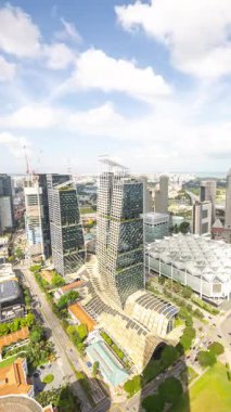 SINGAPORE - 5 Mart 2025: Singapur Merkez İş Bölgesi 'nin dikey ufuk çizgisi