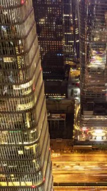 Pekin şehrinin zaman çizelgesi geceleri dikey olarak yüksek görüş açısına sahip.