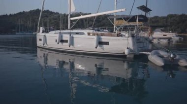 Lefkada, Yunanistan 'da bir yatın manzarası 